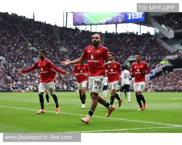 英超激战曼联与热刺战成平局双雄对决十大精彩进球回顾