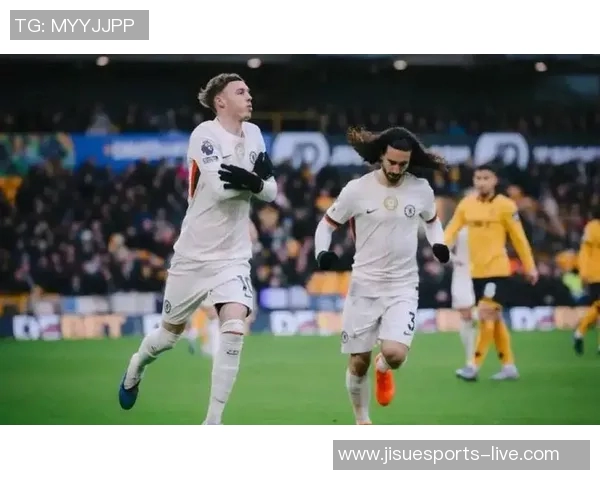 英超惊喜：曼联逆转莱比锡，帽子戏法点燃全场激情