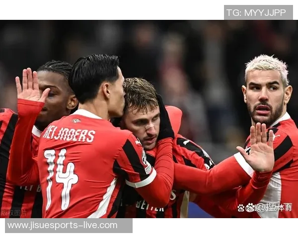 意甲激战AC米兰与巴黎圣日耳曼战成平局帽子戏法引发争议判罚热议